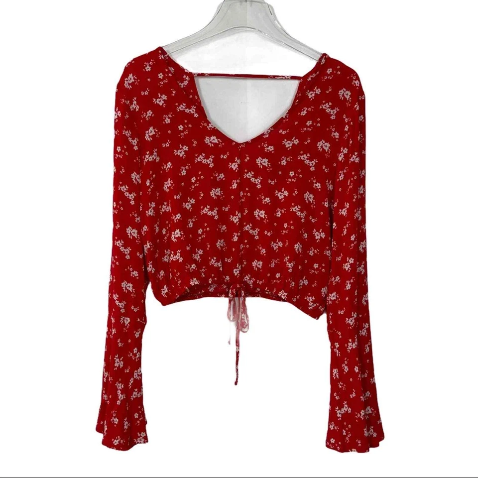FULL TILT Floral Bell Sleeve Top Red V-Neck V-Back Strap Cropped Tie Size M - Image 4 of 4