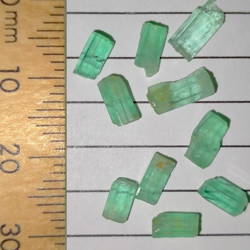 Emerald rough gemstones raw natural loose crystals parcel bundle Panjshir 6.2ct - Picture 7 of 8