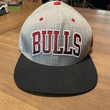 Mitchell  Ness Chicago Bulls Snapback Hat Cap Mens Two Tone Gray Adjustable NBA