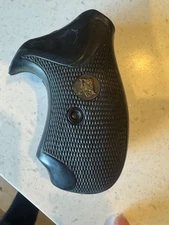 Pachmayr Presentation Grip Smith Wesson J Frame Square Butt