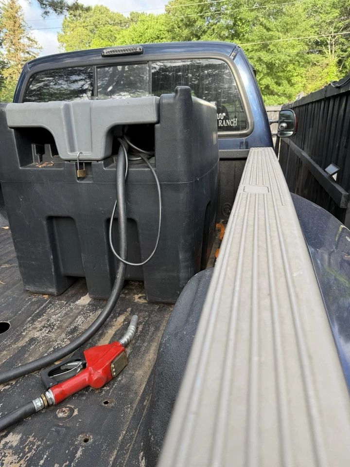 Tanque de combustible Foto 2 de 3