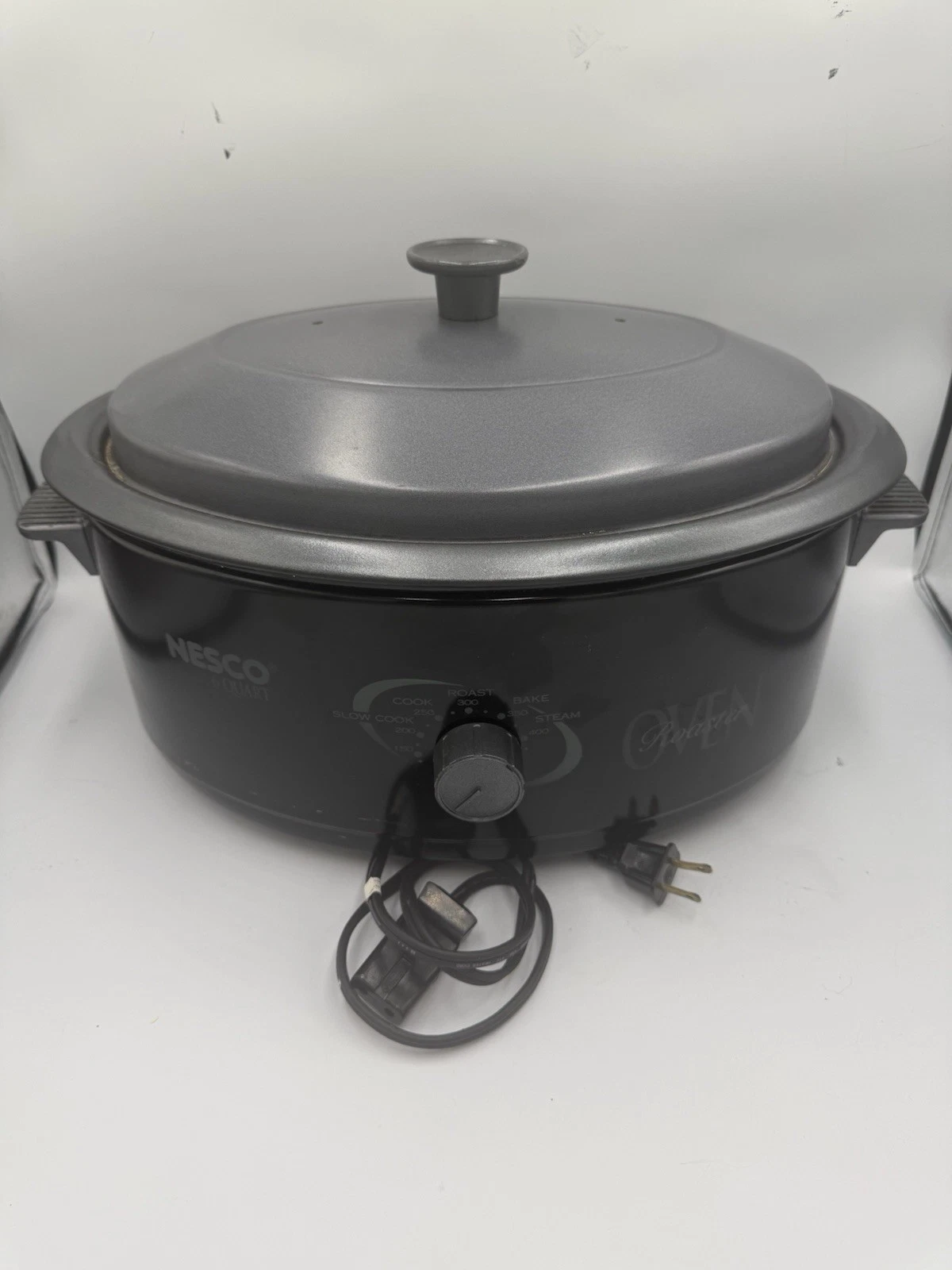 Nesco 6 Quart Roaster Oven Black Roast Bake Cook Steam Slow Cook Vintage