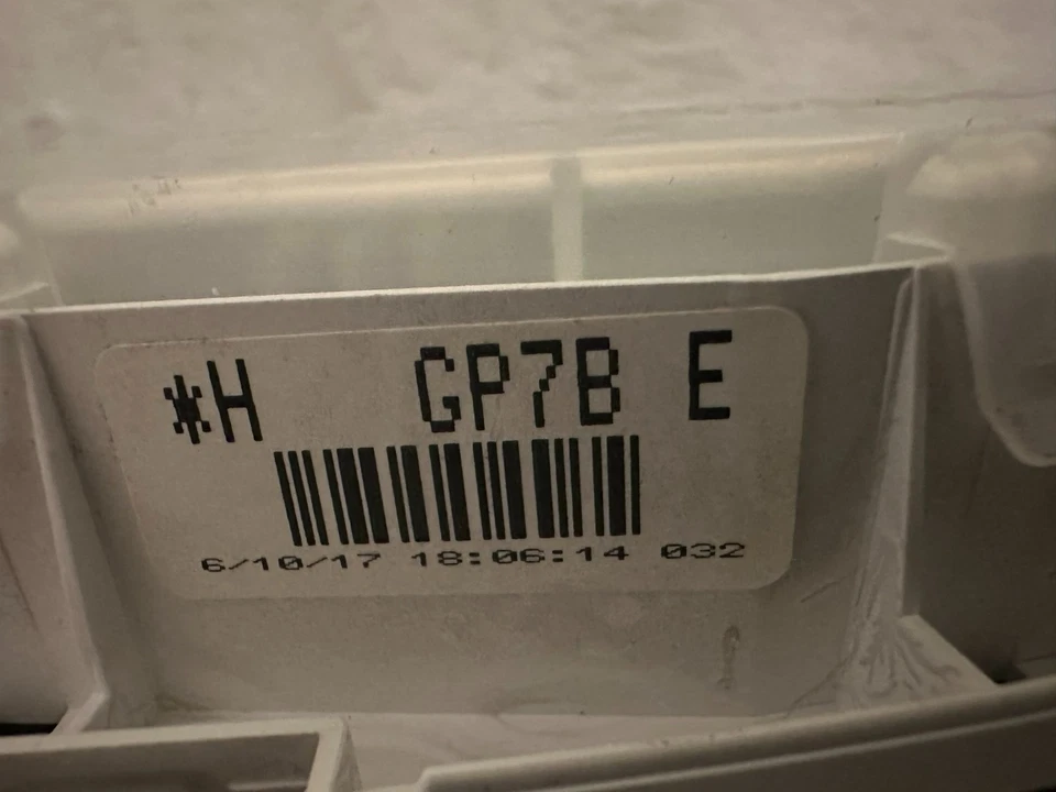 Speedometer Instrument Cluster Dash Panel Gauges 2006 & 07 Mazda 6 142,544 Miles - Image 3 of 4