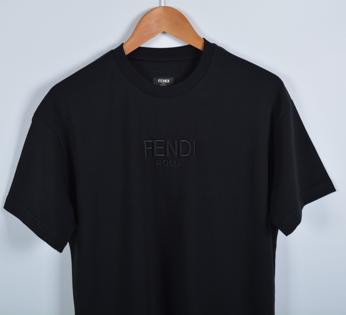 Fendi 黒 Tシャツ サイズ12A Fendi Black Short Sleeve T-Shirt Size Large | eBay