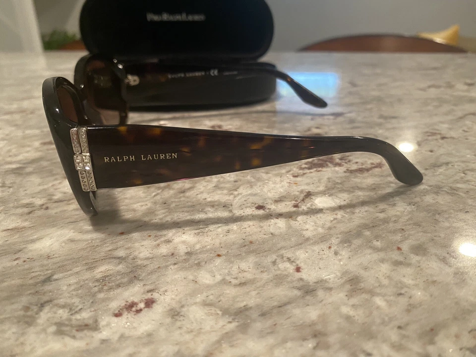 Gafas de sol para mujer en muy buen estado usadas! Foto 4 de 4