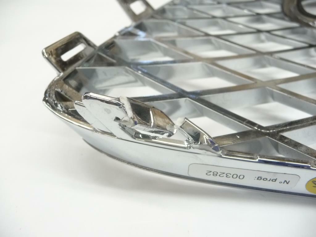 2020 Bentley Continental GT LH Left Side Outer Bumper Grille 3SD807647A OEM A1
