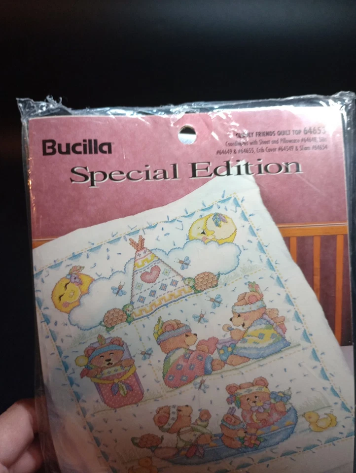 Nuevo kit de edredón punto de cruz Bucilla Cuddly Friends #64653 de colección Foto 2 de 4