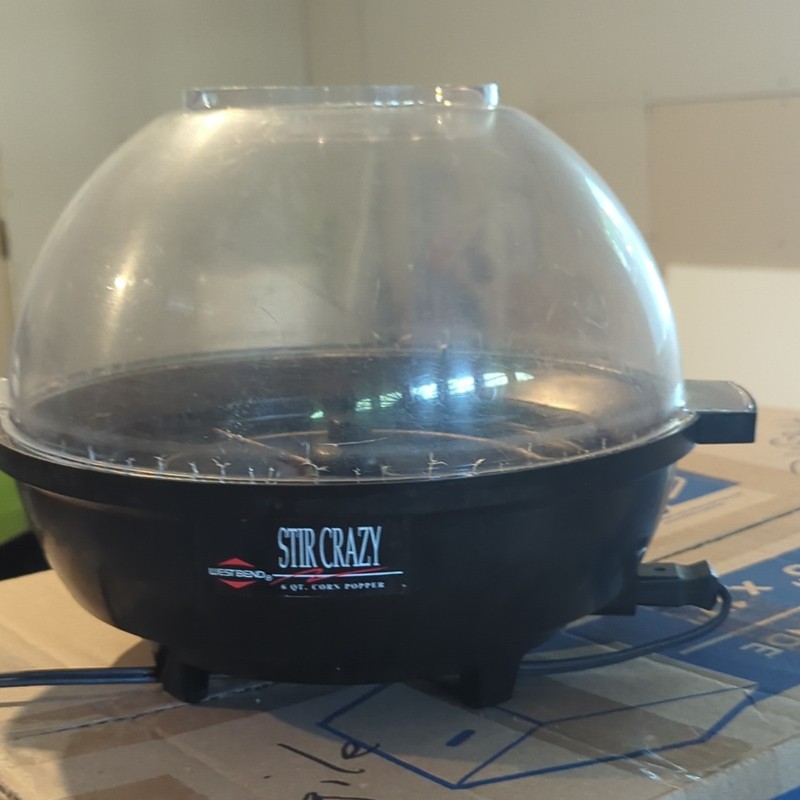 West Bend Stir Crazy 6 Qt Electric Popcorn Popper, Non-Stick Stirring