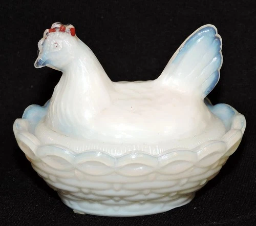 Vintage Hen on Nest Salt Cellar MINI 2" UNMARKED Glass White Opalescent