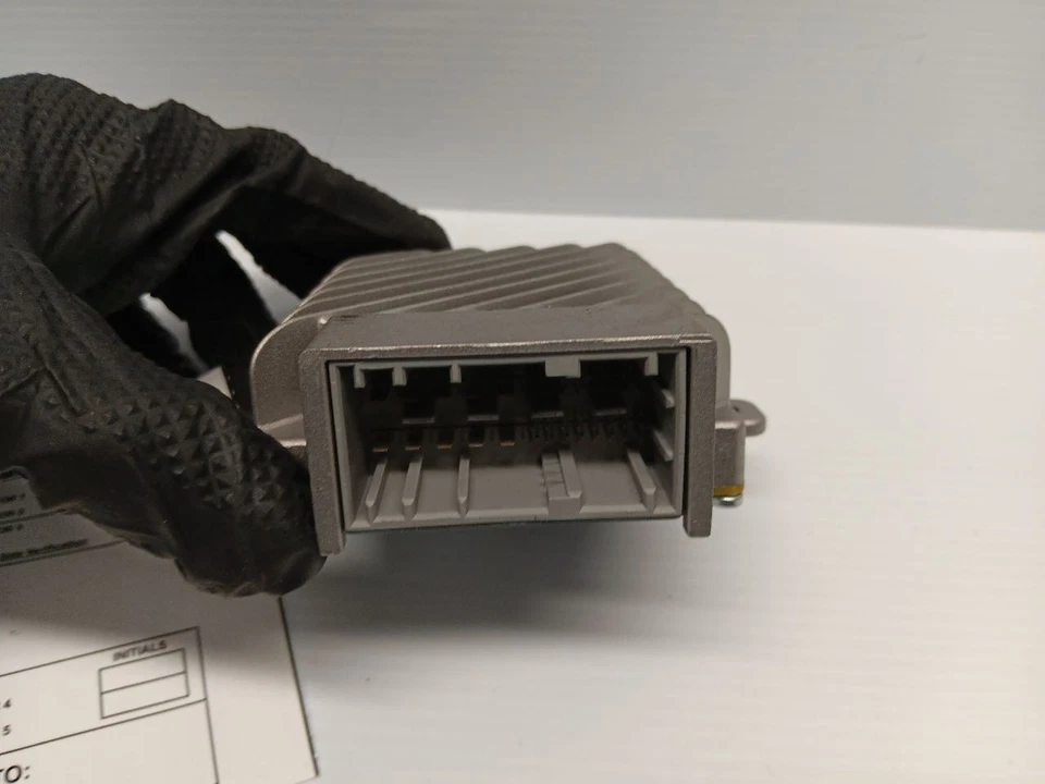 Amplificador Harman Active Sound Design 2015 BMW M4 F82 OEM 9352264 F30 F32 F34 - Imagem 4 de 4