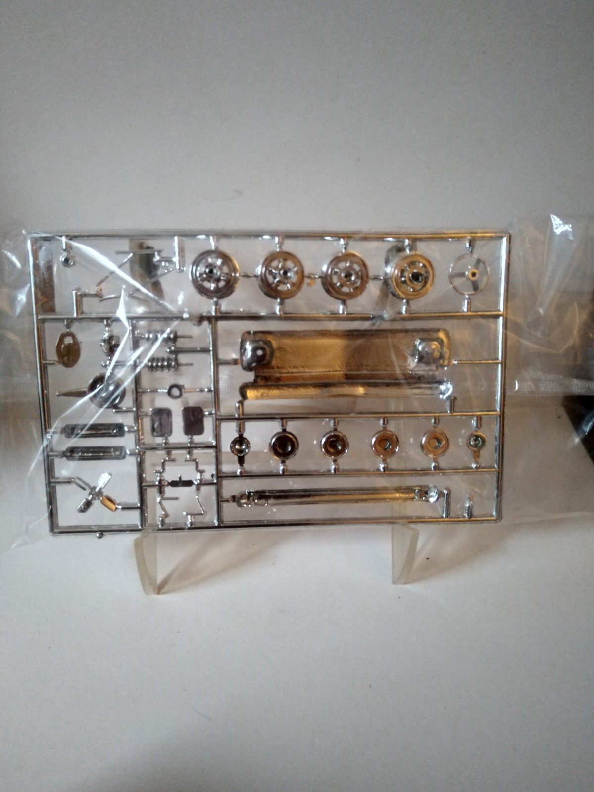 VTG 1977 AMT KISS Custom Chevy Van Plastic Model Kit New Open Box NICE!