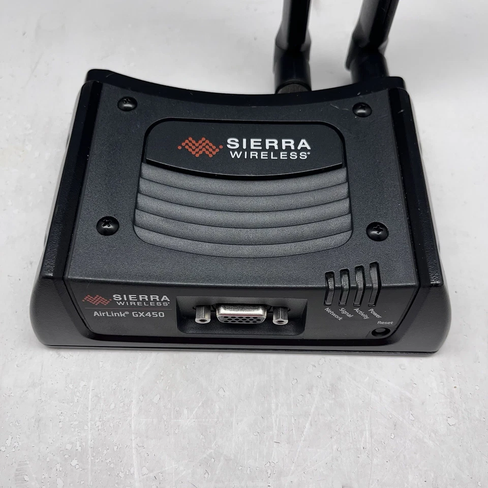 Módem Gateway Sierra Wireless Airlink GX450 con antena y cable de alimentación se vende como está Foto 3 de 4
