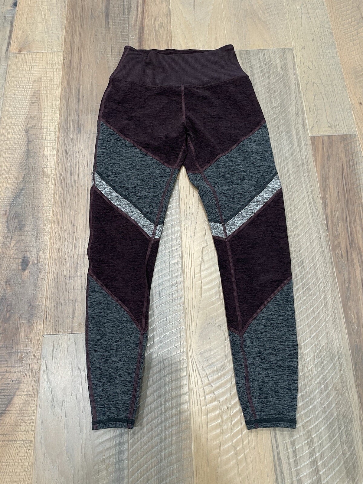 ALO YOGA Pants Women's XS Sheila High-Waist Legging Burgundy Gray-image