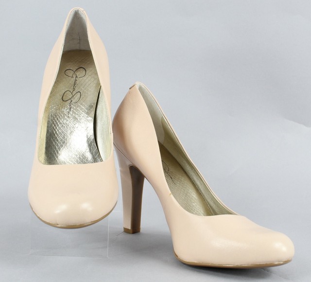 jessica simpson patent leather pumps