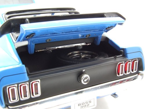 Ford Mustang Boss 302 1969 azul modelo coche 1:18 Welly - Imagen 7 de 11