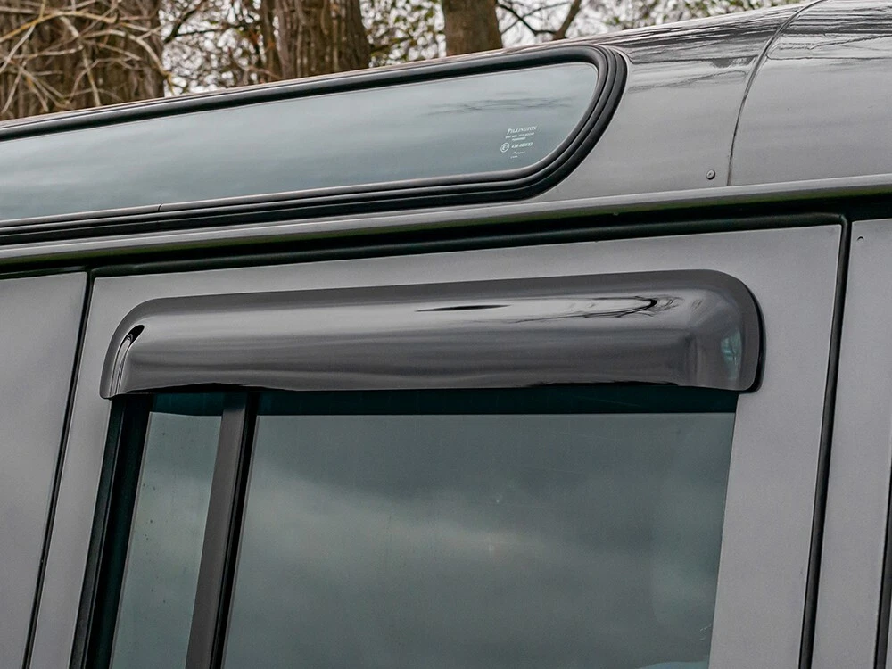 Deflectores De Viento Tintados Para Land Rover Defender MK2 (2020+) - 2 Puertas, Color Oscuro, Fácil Instalación