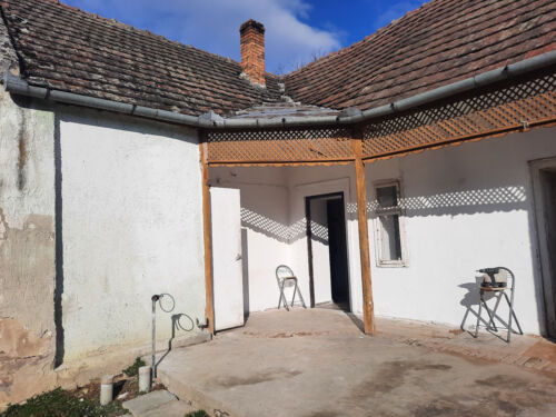 Ruhiges Haus am Dorfrand , 2 Zimmer , nur 1 Nachbar , Nähe Kaposvar - Ungarn ! - Bild 4 von 19