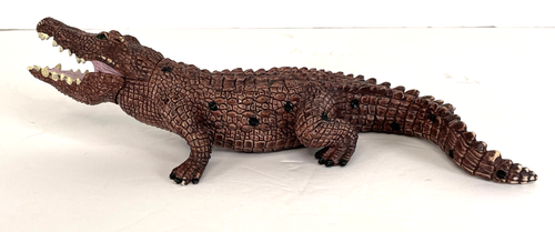 Crocodile / Alligator Sculpture – Hard Rubber Toy Garden Statue – Outdoor Decor