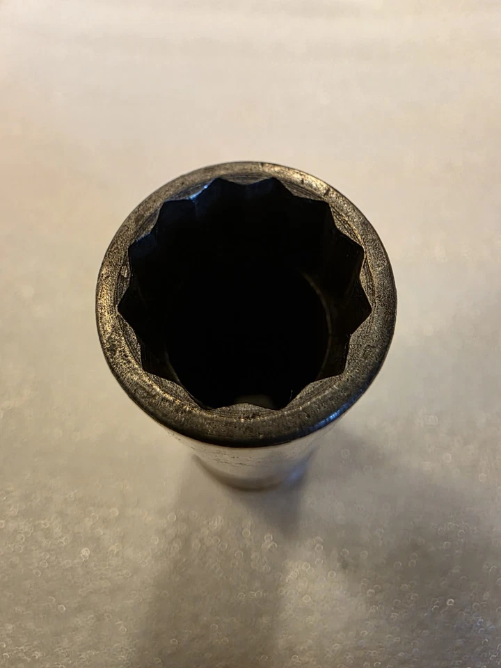 Blackhawk 40320 5/8" 12 Point Deep 1/2" Drive Socket USA - Image 4 of 4