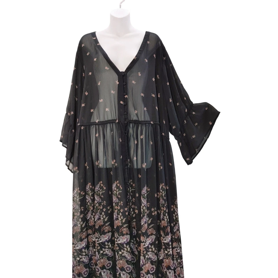 Maxi Vestido Torrid de Gasa Cuello en V Botón Delantero Negro Transparente Floral Para Mujer Talla 6X  Foto 3 de 4