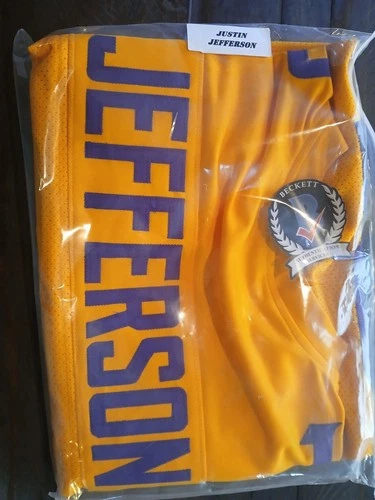 Justin Jefferson Minnesota Vikings Football Jersey Autographed BAS Authenticated