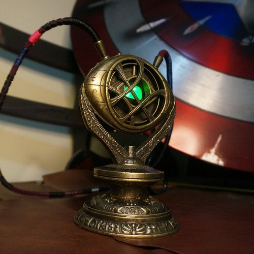 Doctor Strange 1:1 Eye Of Agamotto With Stand Full Metal Led Light For Cosplay - Picture 3 of 11