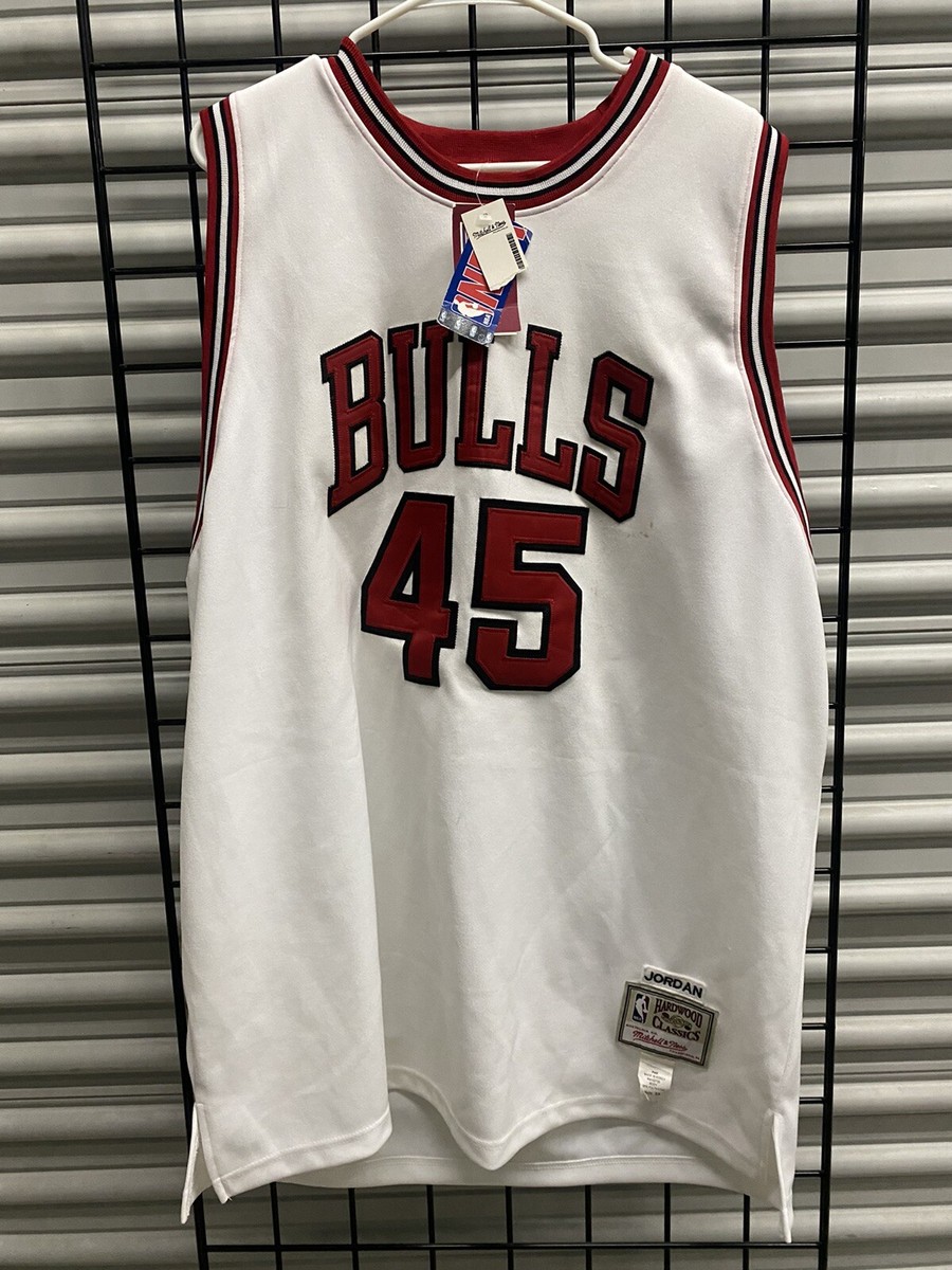 Vintage Mitchell & Ness Michael Jordan Authentic Chicago