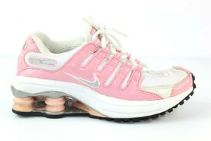 pink and white nike shox