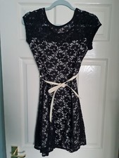 WalG Black & White lace Short Dress Belt spring summer 