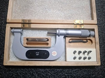 VIS 2-3'' NO. 2-219-003 SCREW THREAD MICROMETER.