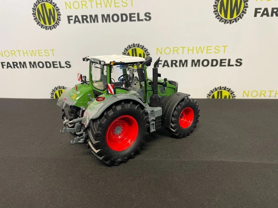 WIKING 1:32 SCALE FENDT 728 VARIO TRACTOR WITH FRONT WEIGHT - Image 4 of 4