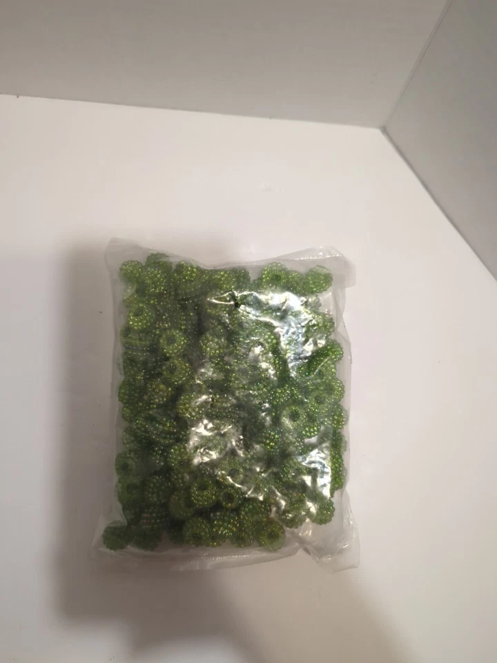 144 cuentas de bayas de plástico verde oliva vintage 15 mm iridiscentes nuevas de stock envío gratuito  Foto 3 de 3