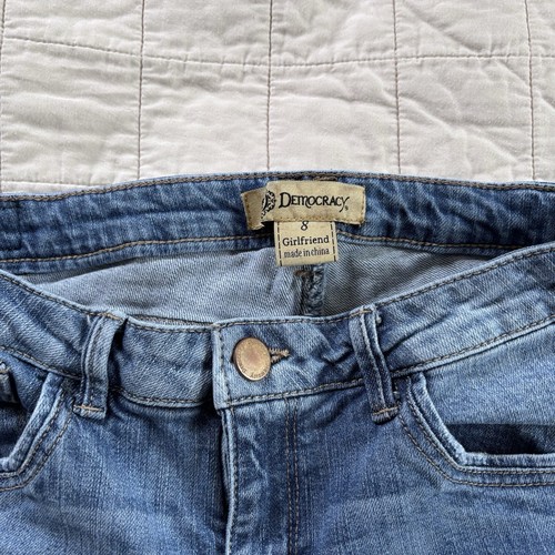 Pantalones de mezclilla para mujer Democracy 8 Distressed Girlfriend bordados florales azules artísticos - Imagen 3 de 13