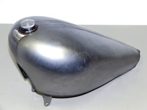 Lucky Sucker EFI Gas Tank w/CUSTOM CHROME LUCKY F#CKER TANK ADAPTER 07-17 Softai