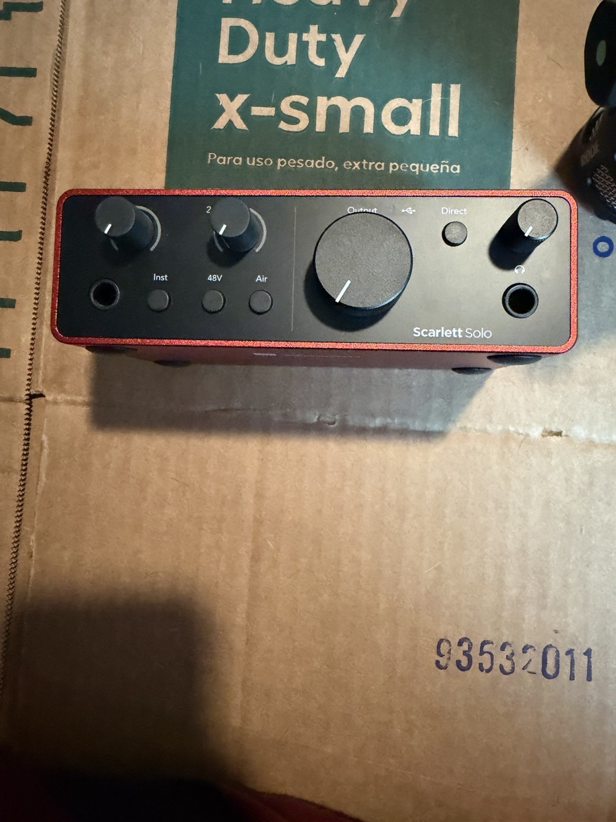 Rode PodMic + FocusRite Scarlett Solo 4th Gen USB Audio Interface Bundle