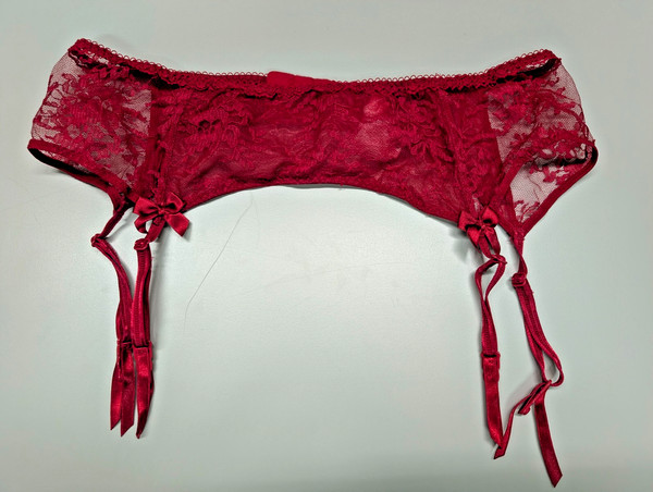 H&M Strumpfhalter / Strumpfgürtel / Strapse in rot Gr. M