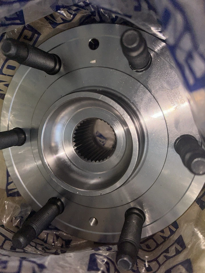 4x4 MOOG 轮毂轴承适用于雪佛兰 Silverado 1500 Escalade Yukon Tahoe 带 ABS — 第 4/4 张图片