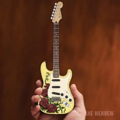 Axe Heaven David Lozeau Fender Strat - Roses Tattoo Mini Guitar DL-572 [New Toy]