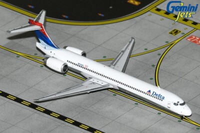GEMINI JETS DELTA AIR LINES MCDONNELL DOUGLAS MD-90 1:400 GJDAL1417 IN STOCK