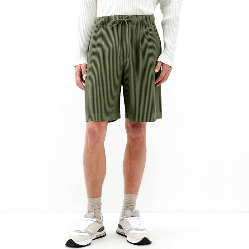 Issey Miyake Homme Plisse Pleated Shorts - Black - Men JF148