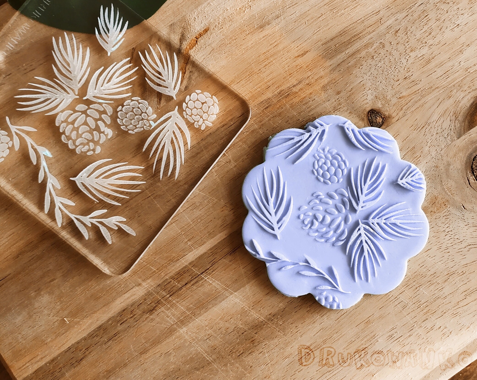 Raspberry, Forest, Nature, Trees, Cone  - Embosser Stamp for cookies, Cake