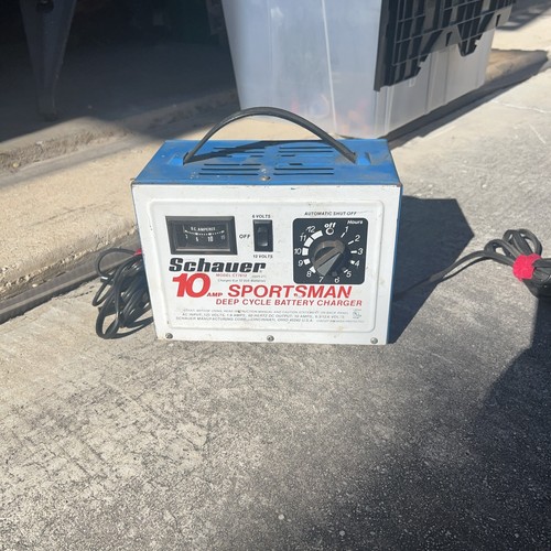 Schauer 10 Amp Sportsman Deep Cycle Battery Charger CT7612 6/12 Volt