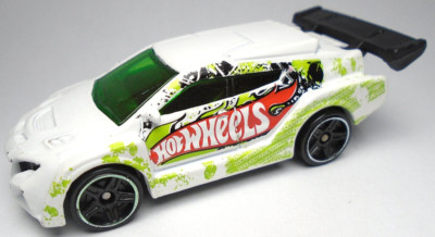 2012 HOT WHEELS X1649 LOOP COUPE WHITE 1:64 DIECAST 2 7/8'' RACE CAR WITH GREEN