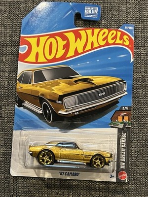 Hot Wheels  67 Camaro (Gold) HW Dream Garage 2026 Custom Gold Real Rider Swap