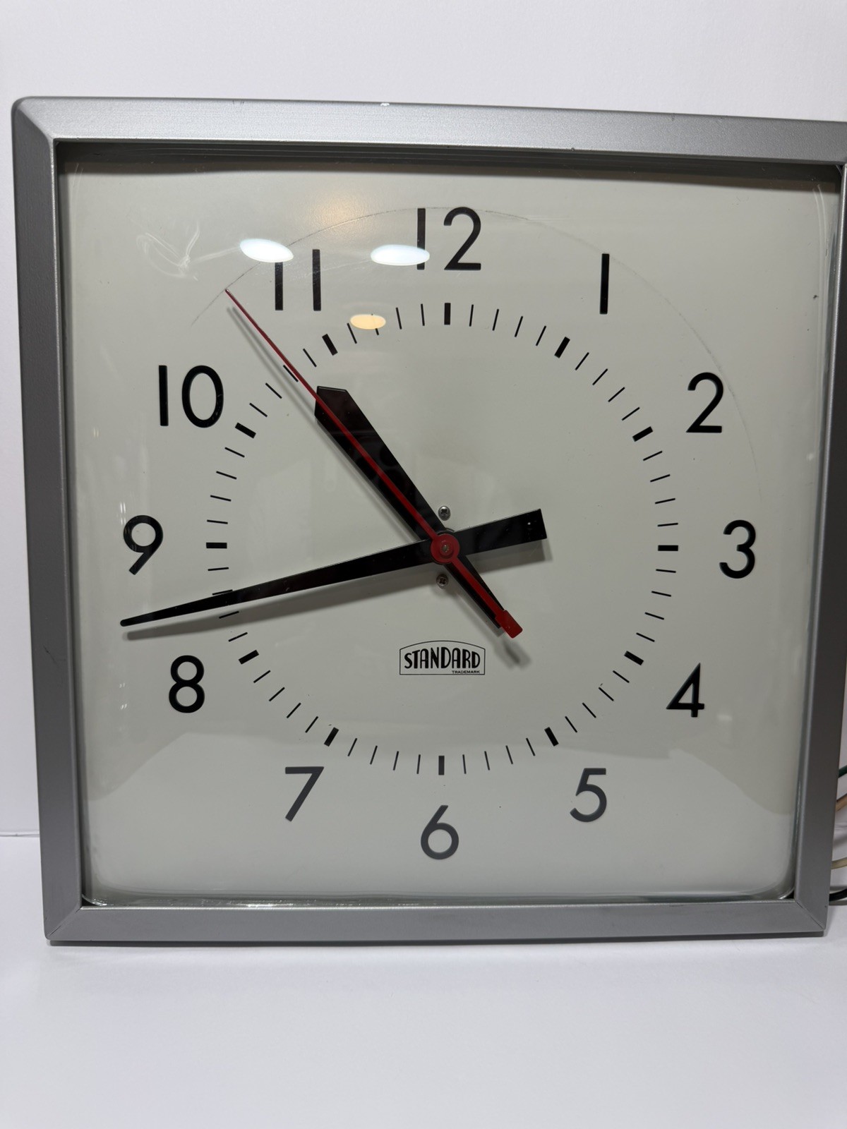 Vintage Large 11” Standard Wall Shop School Clock Bubble Glass Face
