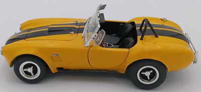 1965 SHELBY COBRA 427 ROADSTER YELLOW  1:18 ERTL OPENING HOOD & DOORS