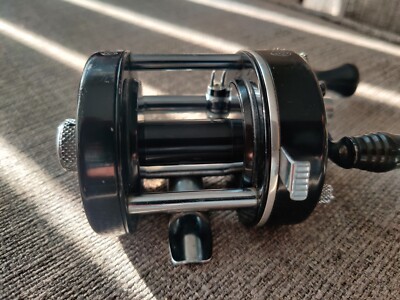 リール Shakespeare President II 1980 HB Shakespeare President II 1980 HB Fishing Reel. Made in USA