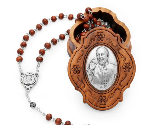 Perline in legno di Rosario Benedetto di Papa Francesco con scatola astuccio ... - Foto 4 di 10