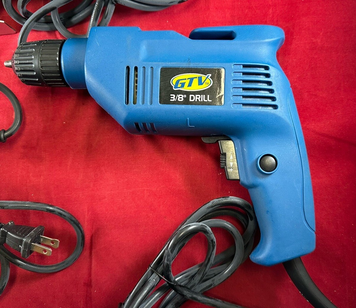 GTV Electric Tool Kit Ft Jigsaw, Drill, and Sander in Toolbag