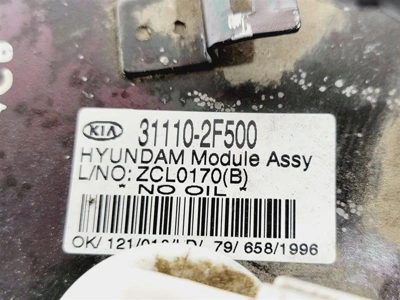 Conjunto de bomba de combustible Kia Spectra 2004 2005 2006 2,0 L OEM 31110-2F500 Foto 3 de 4